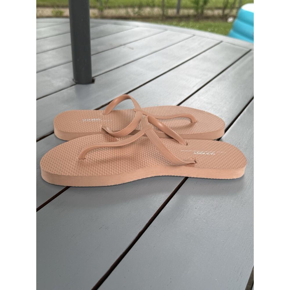 Old Navy Women Beige Pink T-Strap Sandals Partially Plant Based Size 8 - Picture 4 of 9